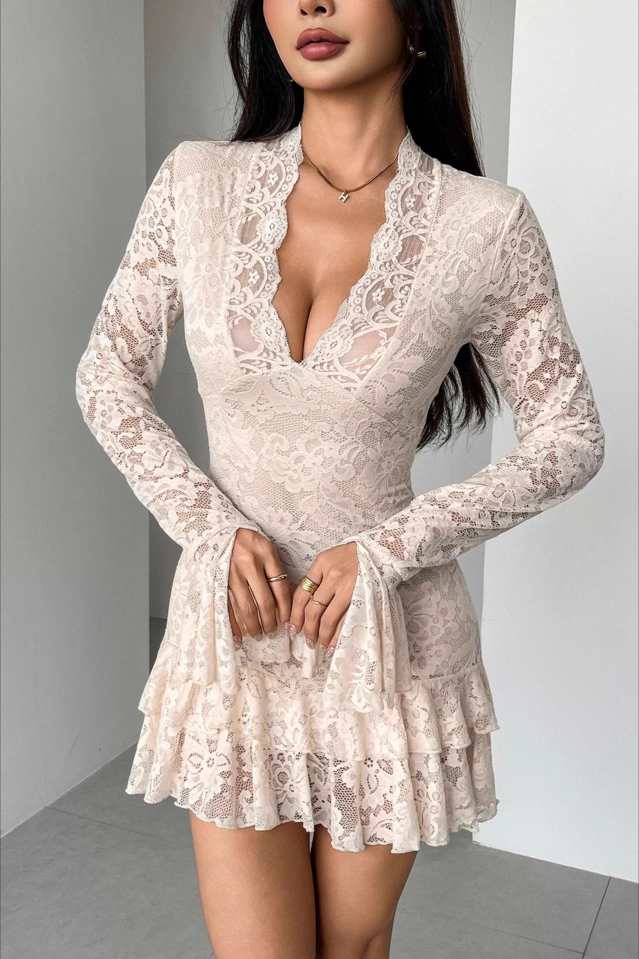 Sexy V Neck Ruffled Lace Dress