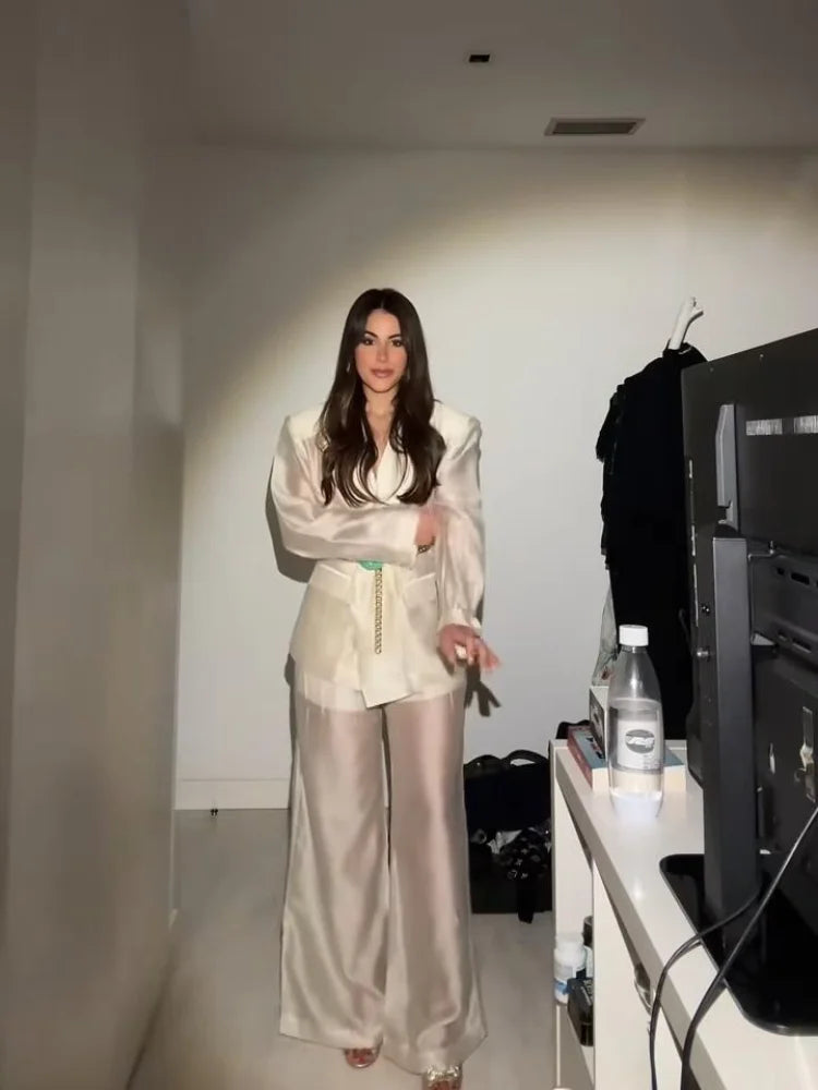 Visible Pocket Long Sleeve Suit