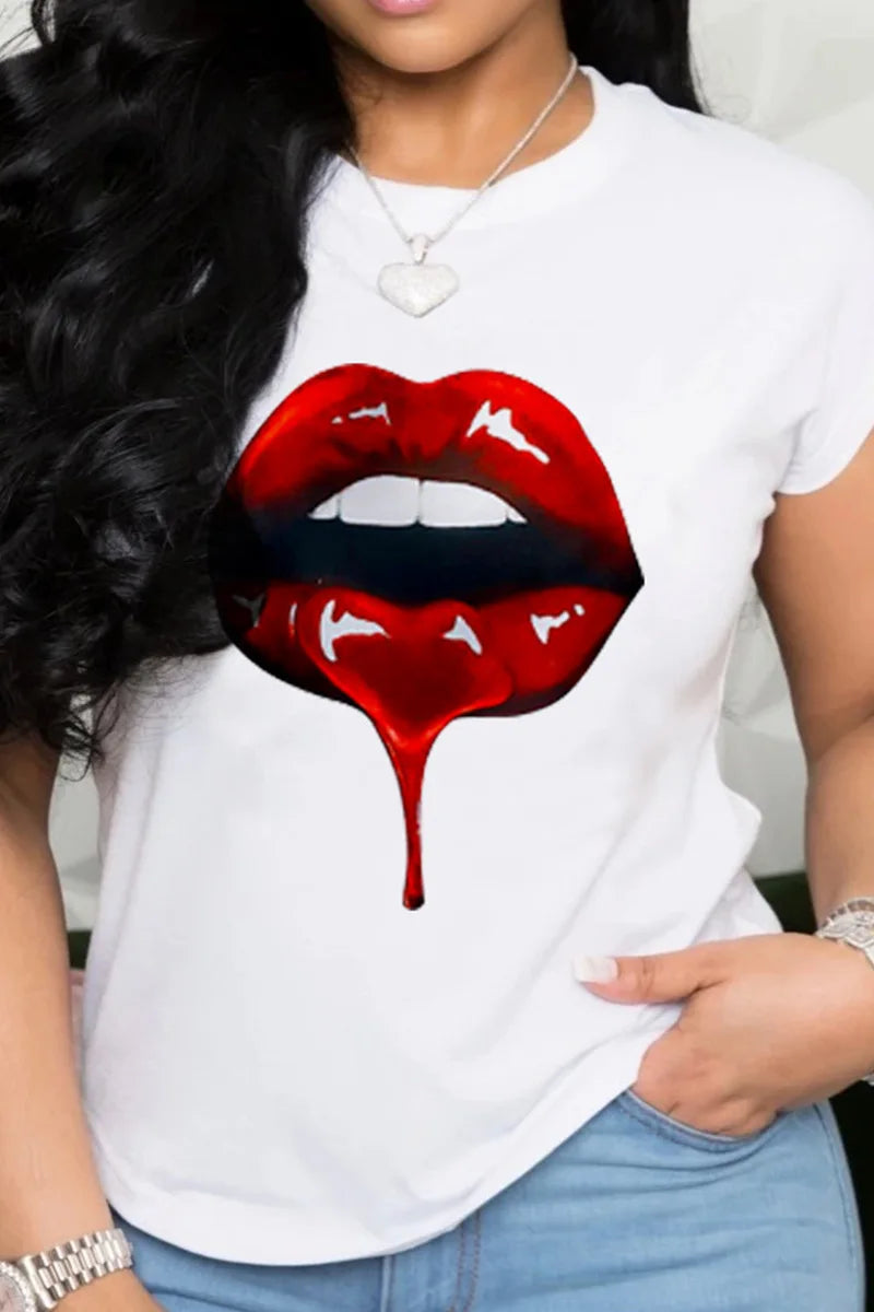 Cartoon Print Letter Lips Crop Top