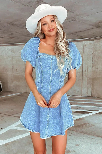 Fitted Short Sleeve Denim Dress