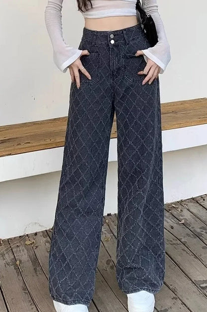 Loose Fit Slimming Straight-Leg Jeans