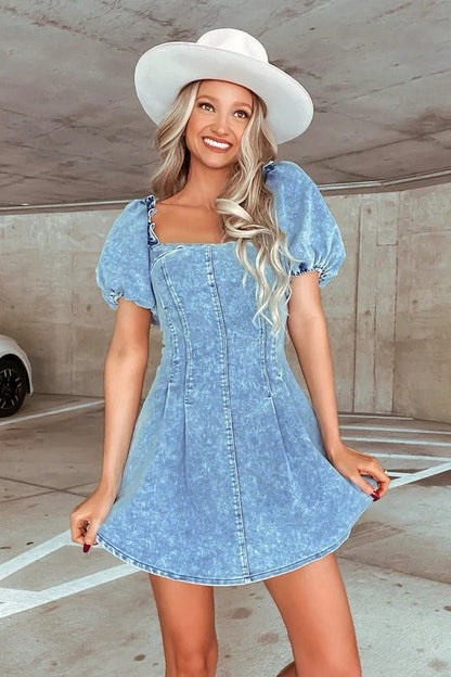 Fitted Short Sleeve Denim Dress