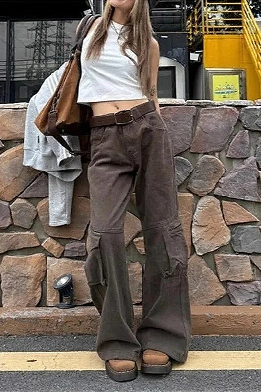 Retro 90s Style Dark Brown Jeans