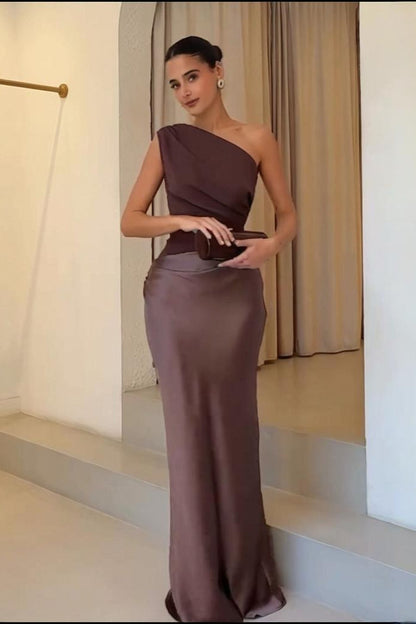 Romantic Crew Neck Sleeveless Slim Formal Dress