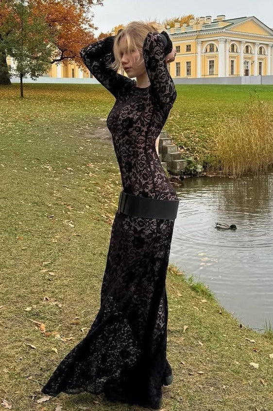 Sexy Bell Sleeve Backless Lace Dress