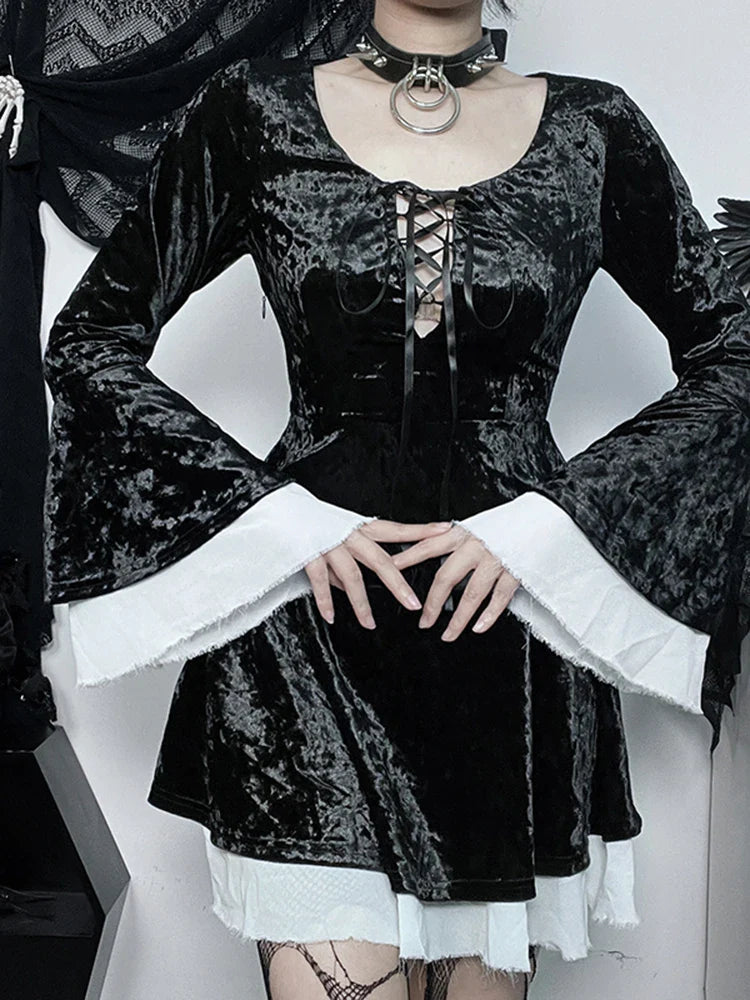 Lace Up Velvet Queen Renaissance Medieval Witch Vintage Cosplay Party Costume Dress