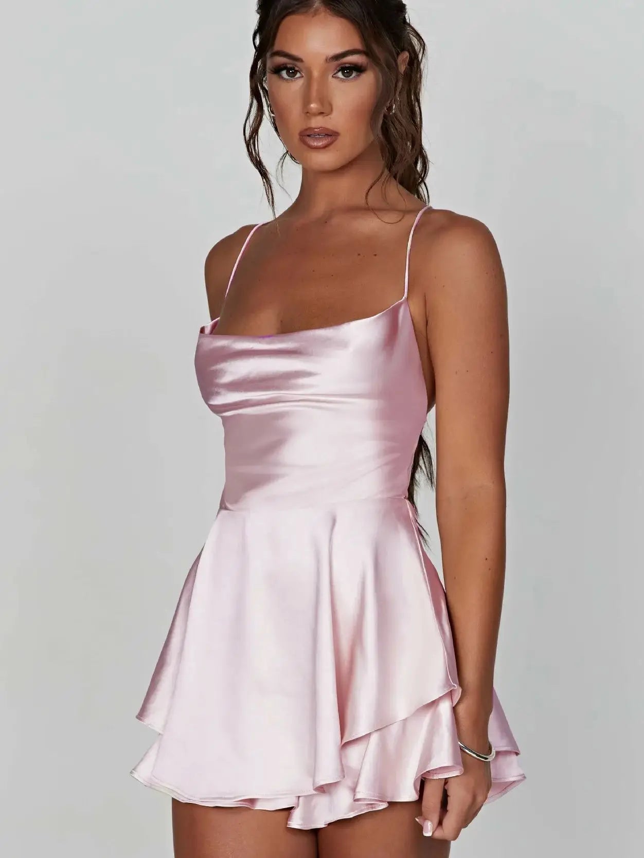 Slimming Solid Color Short Silk Dress