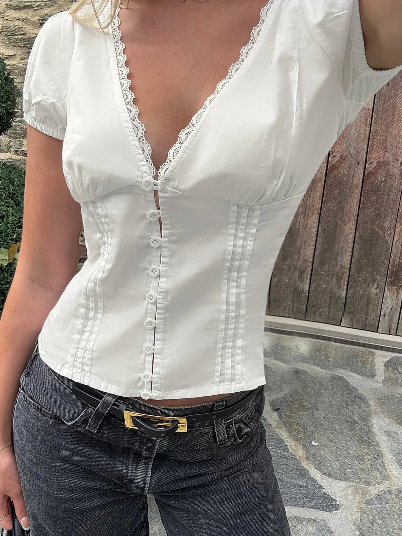 Solid Slim Fit V-Neck Lace Spliced Blouse Crop Top