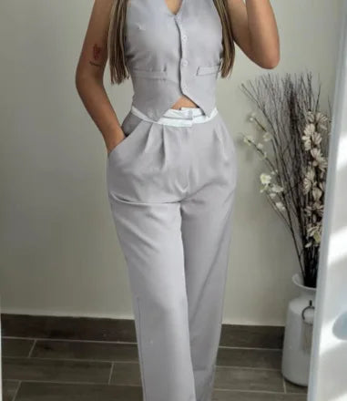 V-Neck Pocket Straight Pant Suit
