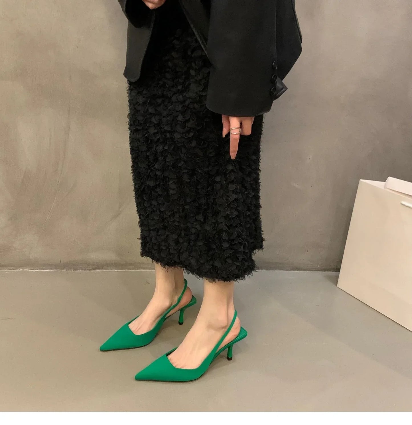 Summer Autumn Solid Color Banquet Pointed Toe Sexy Comfortable Casual Slip-on Shoes Low Heel Pumps