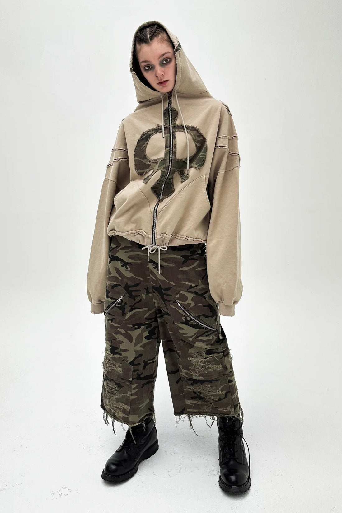 Y2K Street Style Drawstring Patch Hoodie
