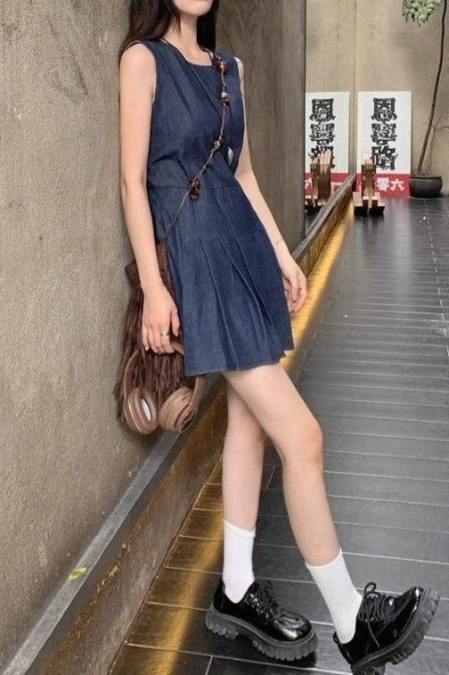Sleeveless Pleated Denim Dress