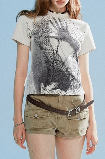 Chic Fitted Cotton T-Shirt