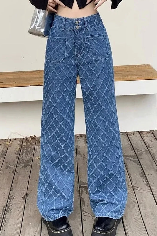 Loose Fit Slimming Straight-Leg Jeans