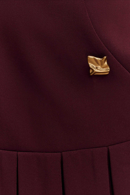 Minimalist Sleeveless Work Dress