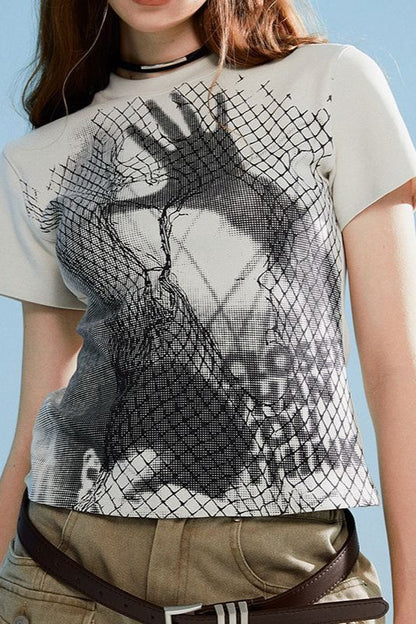 Chic Fitted Cotton T-Shirt